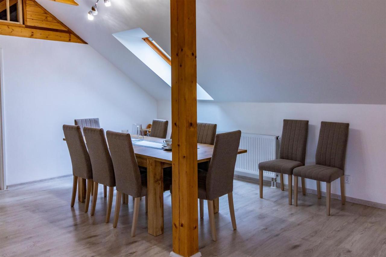 Apartmanovy Dum Vilémovice Esterno foto