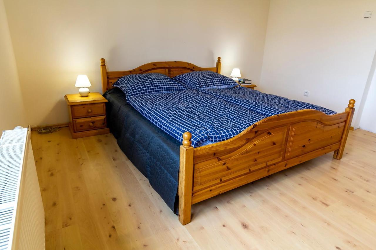 Apartmanovy Dum Vilémovice Esterno foto