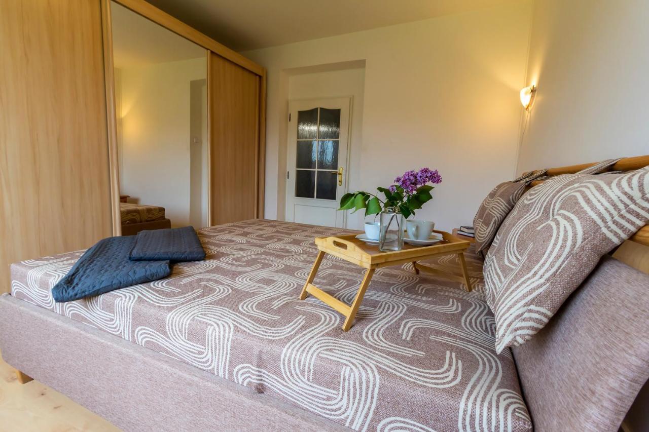 Apartmanovy Dum Vilémovice Esterno foto